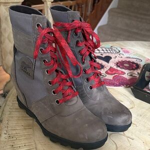 Sorel Lexie Wedge Boots - Quarry